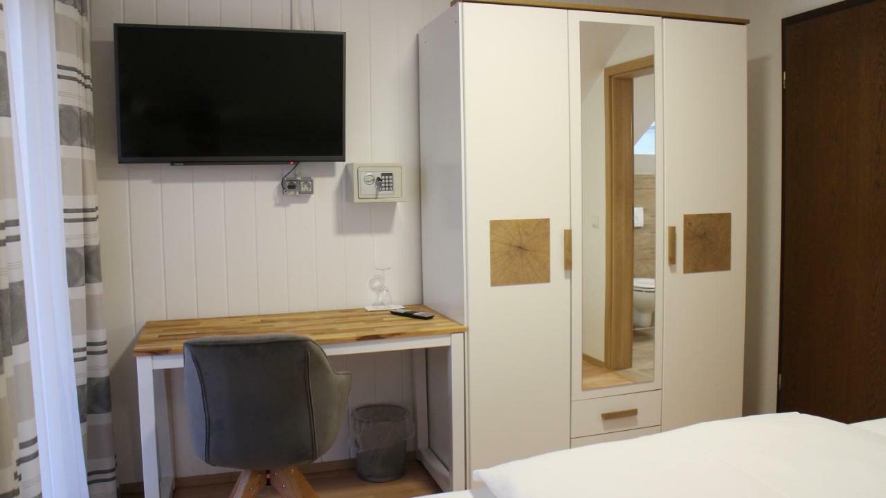 Hotel Glas Schwarzwald Fluorn-Winzeln エクステリア 写真
